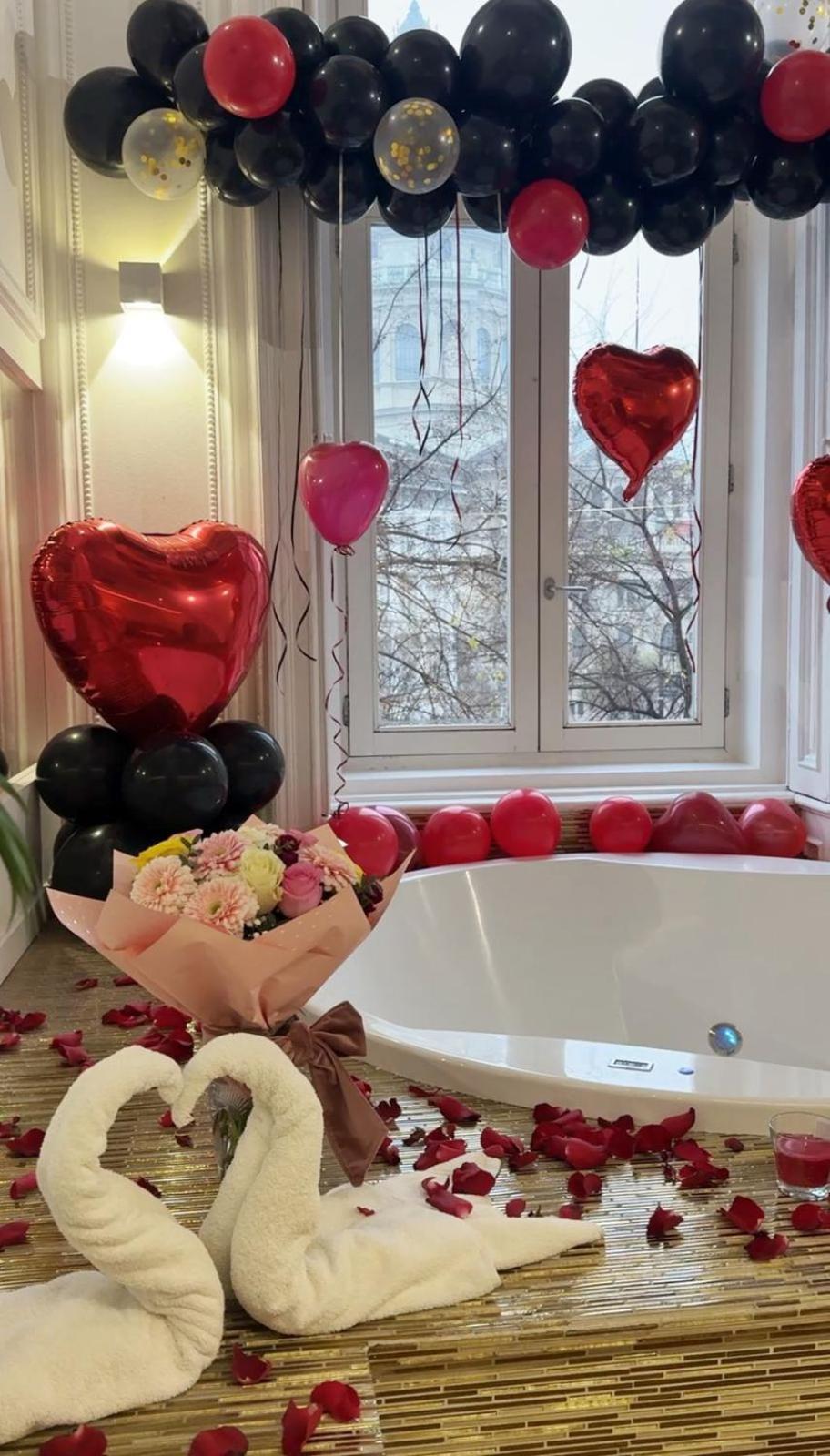 Vip Jacuzzi Luxury Apartment Budapest Bagian luar foto