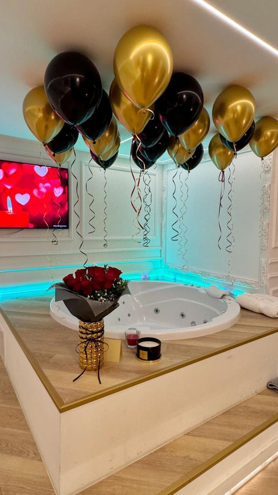 Vip Jacuzzi Luxury Apartment Budapest Bagian luar foto