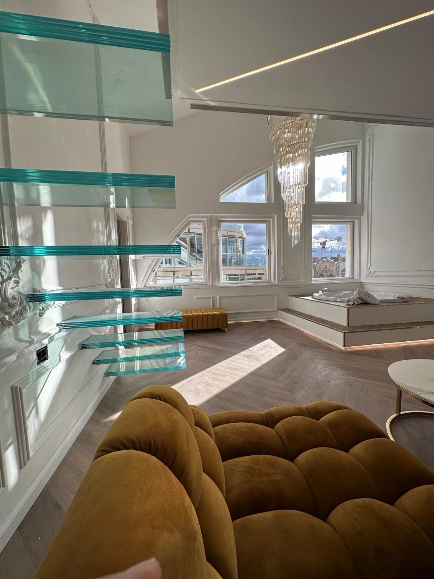 Vip Jacuzzi Luxury Apartment Budapest Bagian luar foto